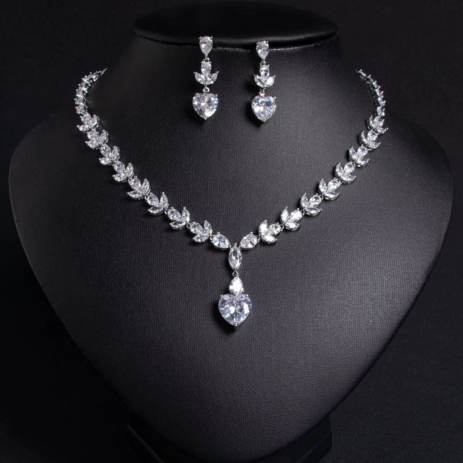 Heart-shaped American Diamond Silver Plated Necklace & Earrings Jewelry Set